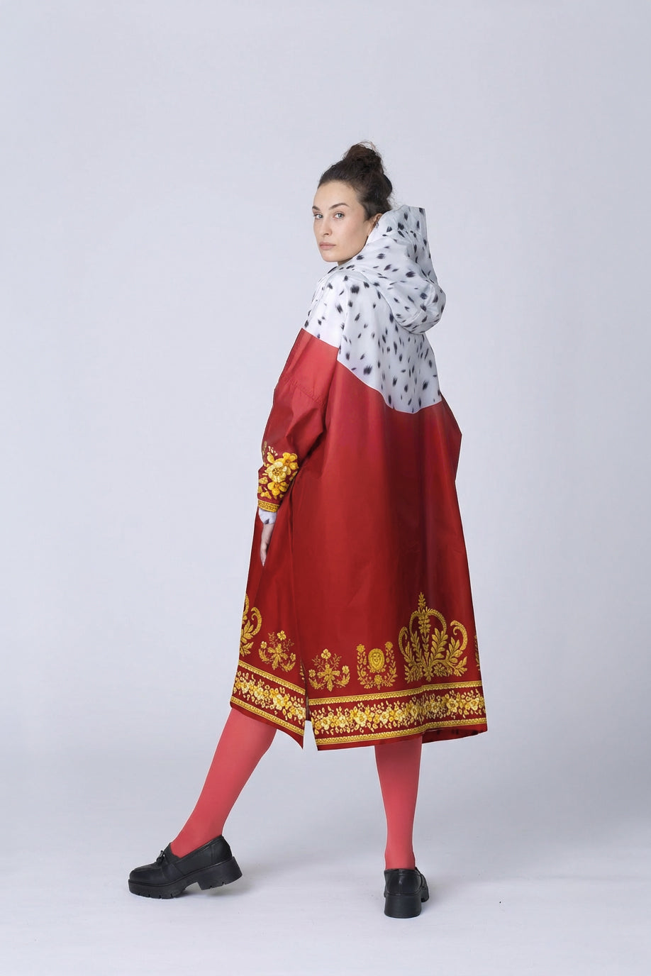 Queen's Robe - Fashion Raincoat